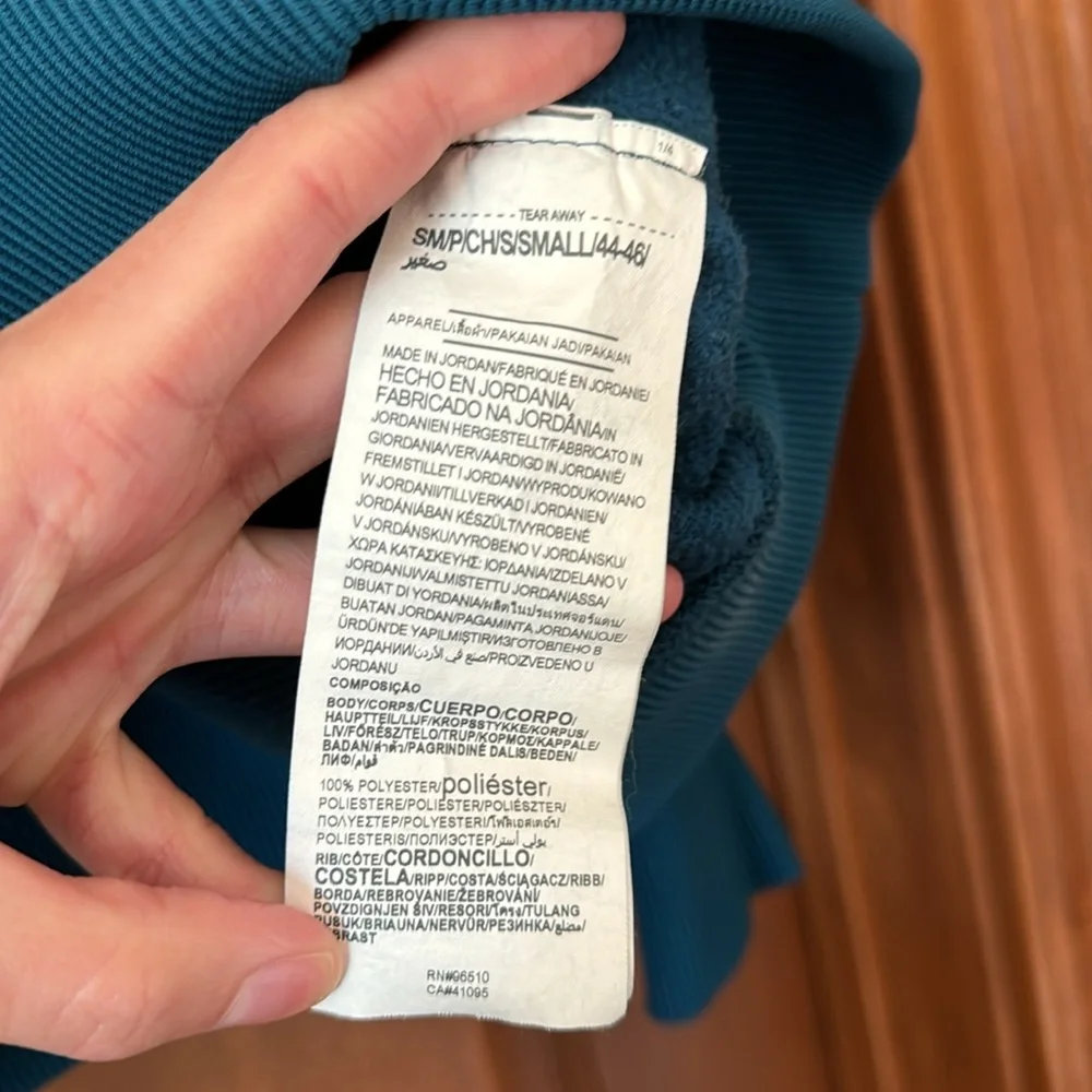 Turquoise Under Armour ColdGear 1/4 zip. Size small - Picture 3 of 6